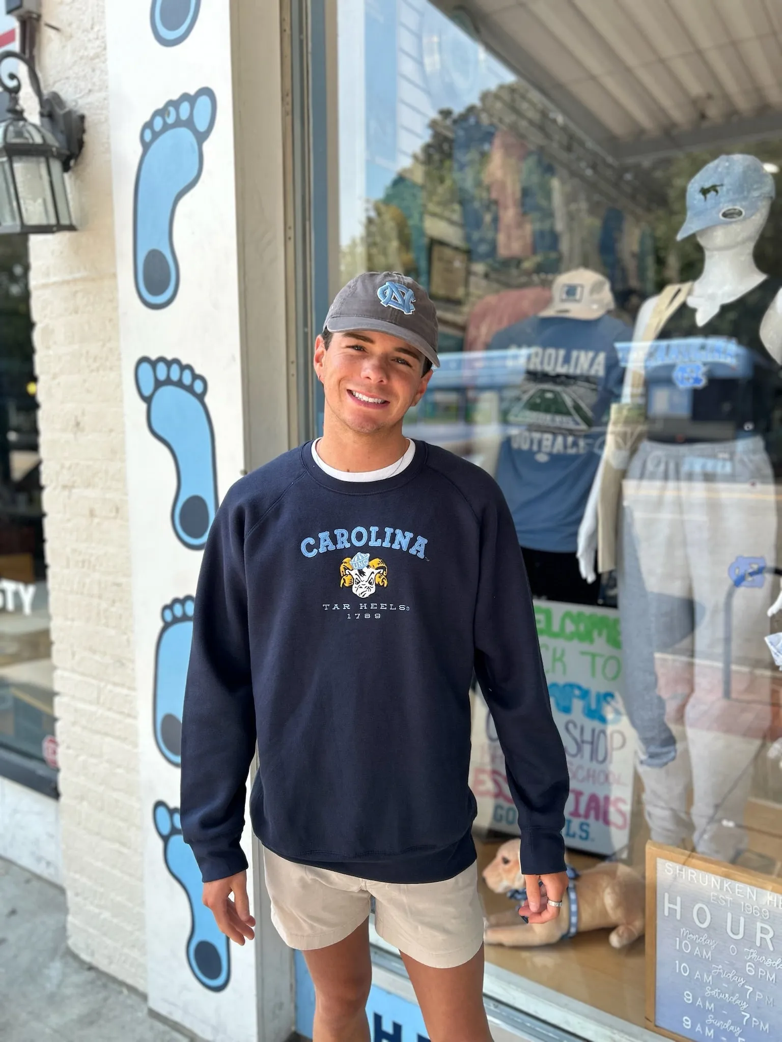 Carolina Tar Heels Vintage Navy Embroidered Crewneck Sweatshirt Benchmark