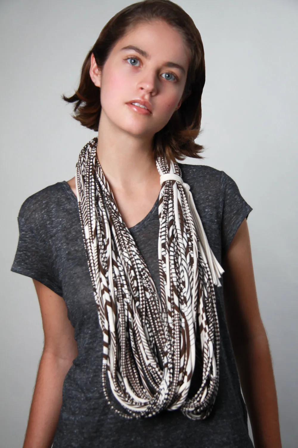 Necklush Cowl Scarf / Cream & Brown / Unisex