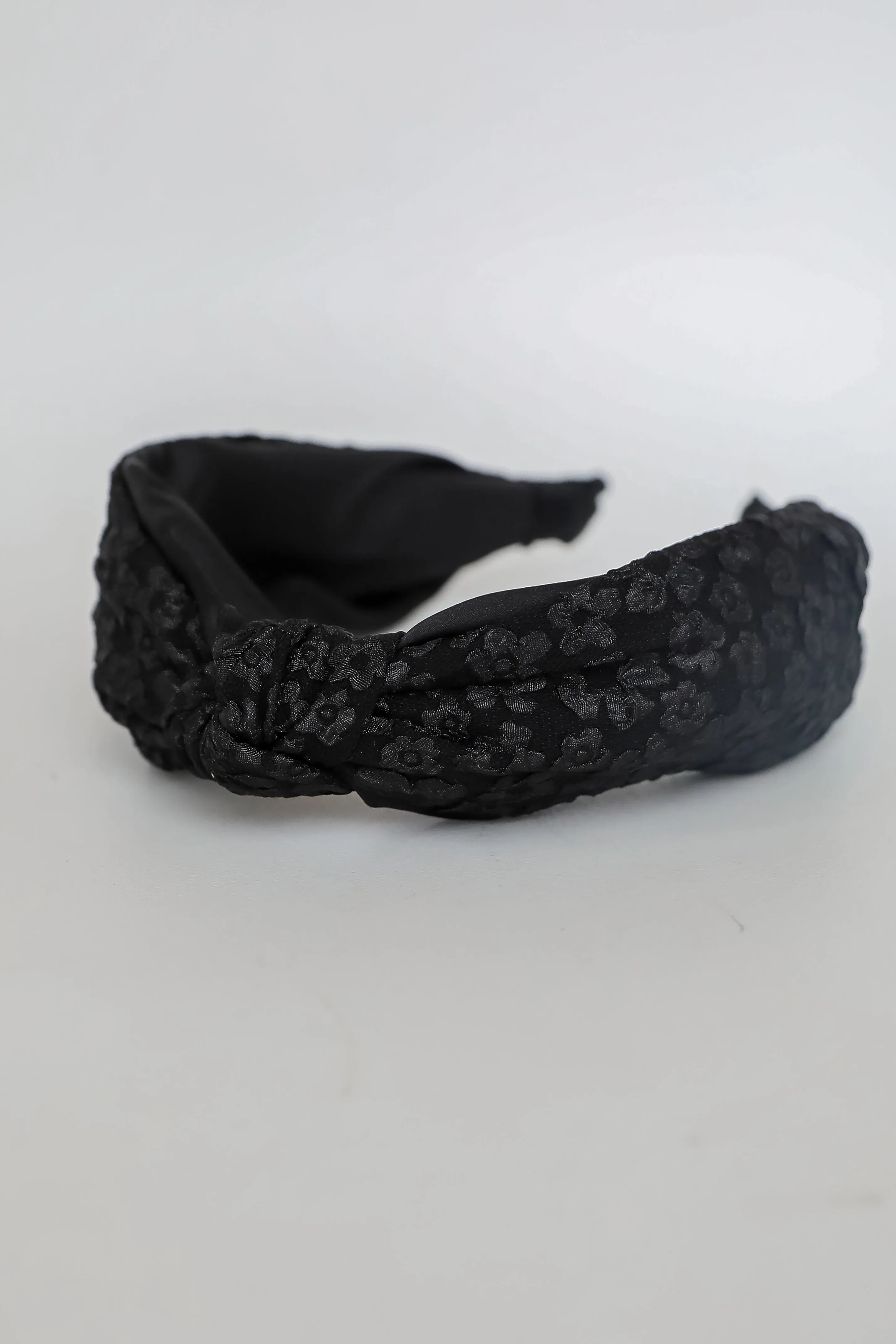 Sincerely Elegant Black Floral Mesh Knotted Headband