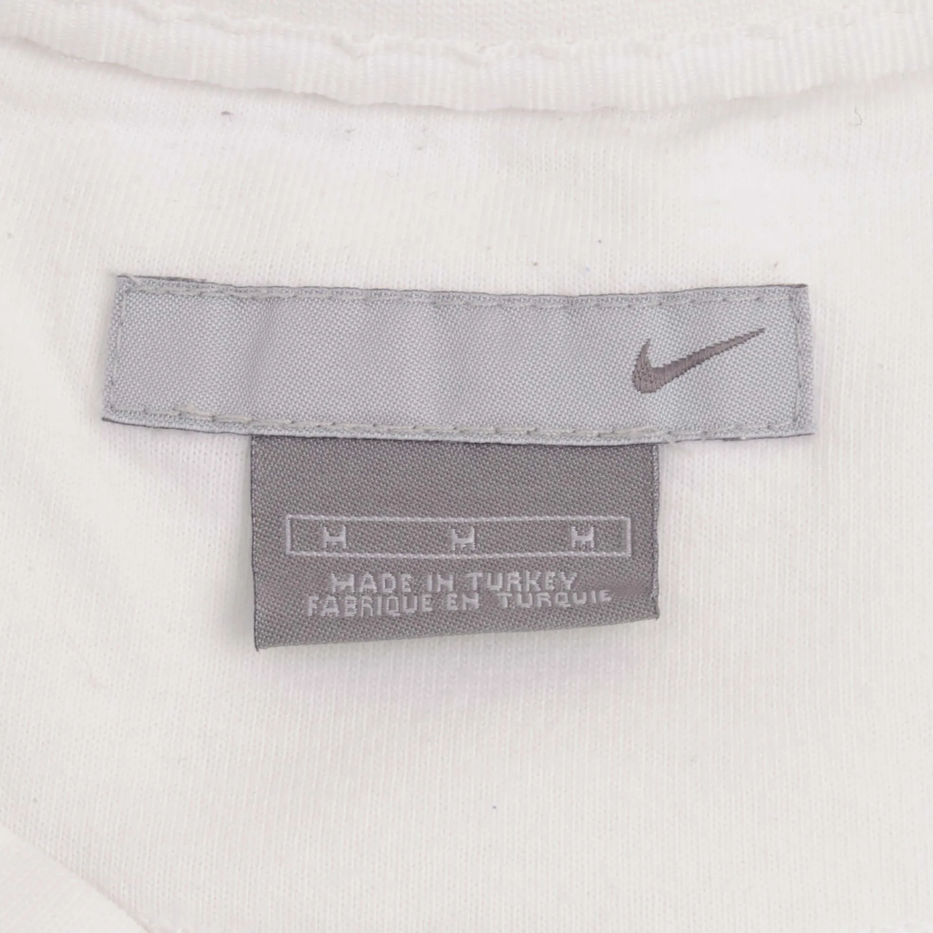 VINTAGE NIKE CLASSIC SWOOSH WHITE SWEATSHIRT 2000S SIZE MEDIUM